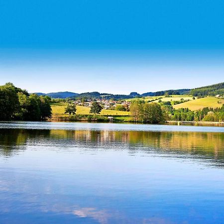 Camping Le Lac Des Sapins Cublize ภายนอก รูปภาพ