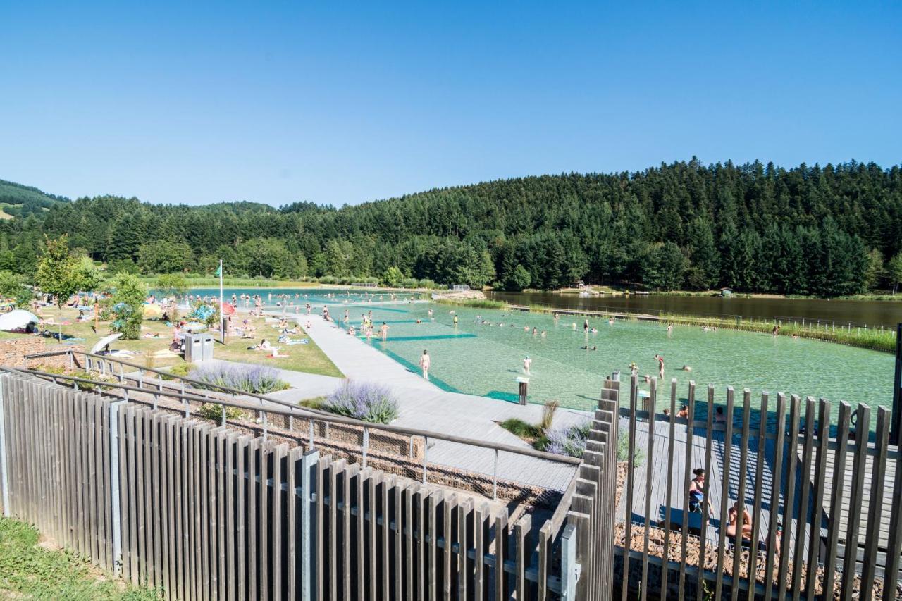 Camping Le Lac Des Sapins Cublize ภายนอก รูปภาพ