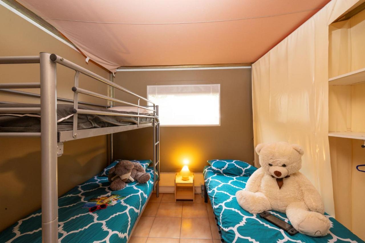 Camping Le Lac Des Sapins Cublize ภายนอก รูปภาพ